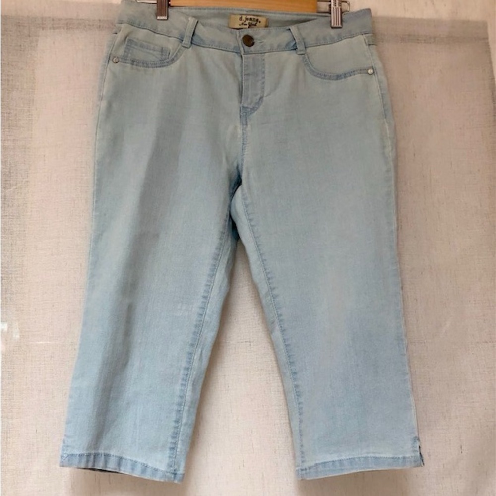 D Jeans,light washed blue,skinny capri jeans.Size 10 - Picture 3 of 11